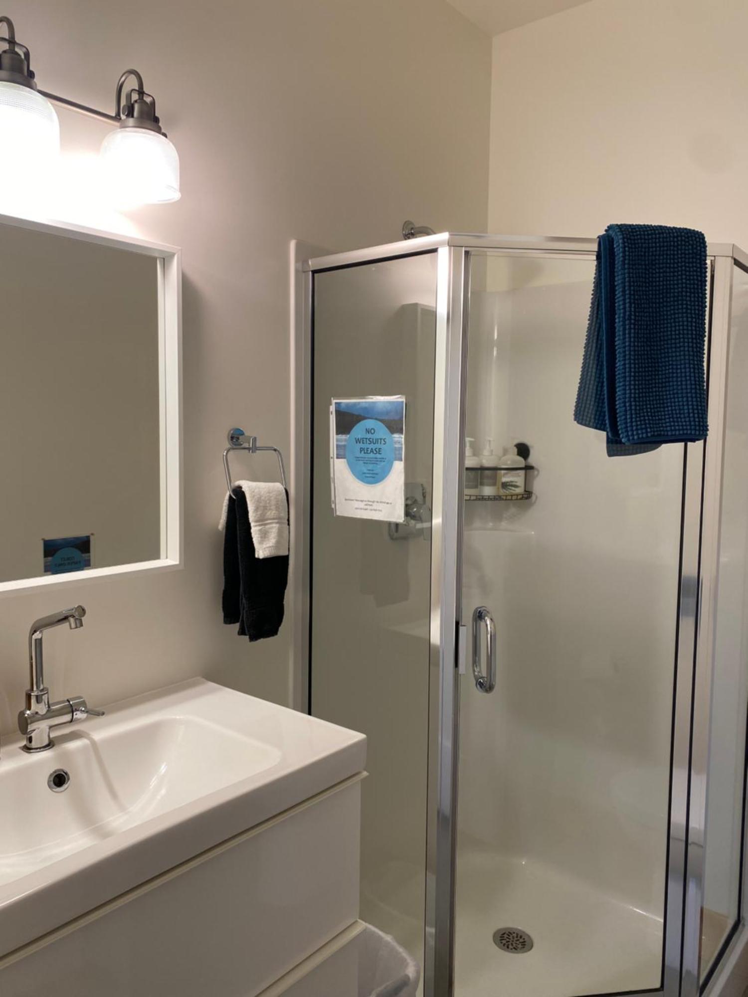 Lucky Creek Guest Suite Ucluelet Zewnętrze zdjęcie